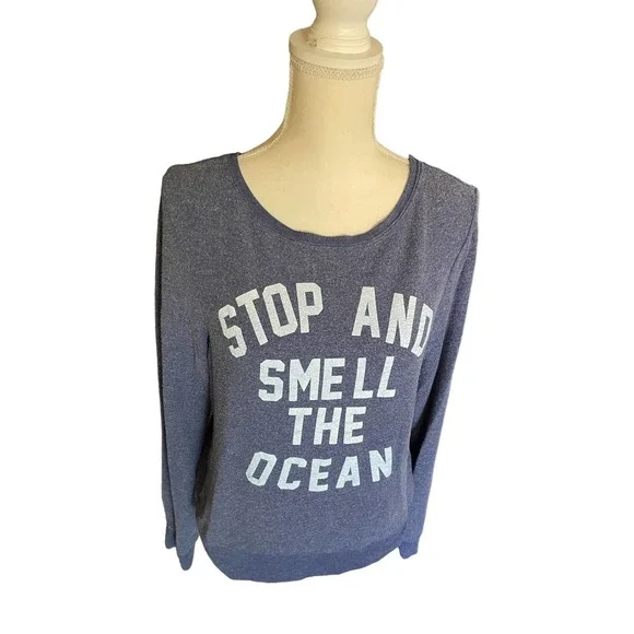 Wildfox Womens Stop And Smell The Ocean Sweatshirt Long Sleeve Size XS Black - Picture 3 of 5